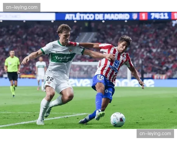 西甲：巴塞罗那3-0完胜马德里竞技，16岁天才小将处子球